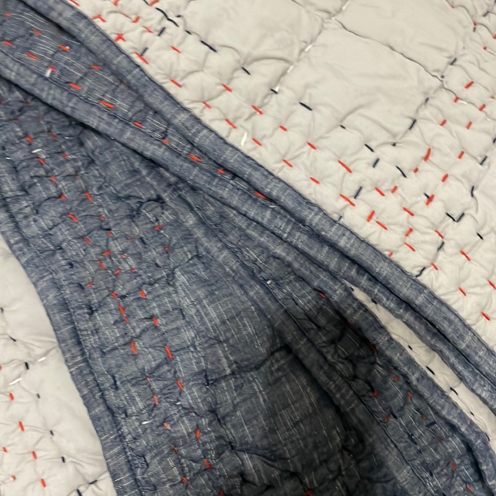 Pottery barn teen quilt